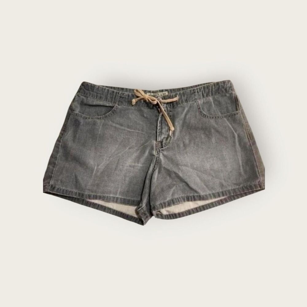 Vintage Y2k early 2000s LEI grey low rise tie front mini shorts